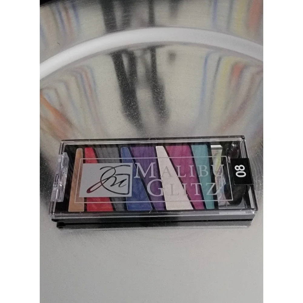 Malibu Glitz Eyeshadow Palette Shades Nos 05 06 07 08 Multicolor New 4 5.00 each